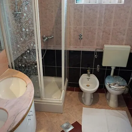 Apartmán Latina With 6 And A Shared Pool Vir
